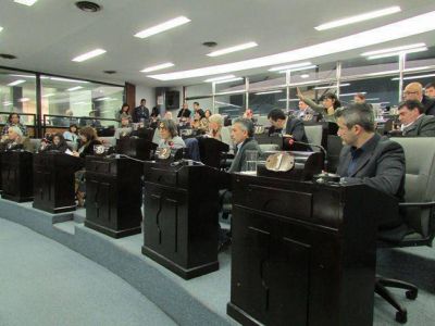 Exhorto para construcciones irregulares y grandes generadores de basura al HCD quilme�o