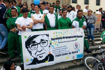 De Nicol�, el cura que rescat� a miles de ni�os de la calle en Bogot�