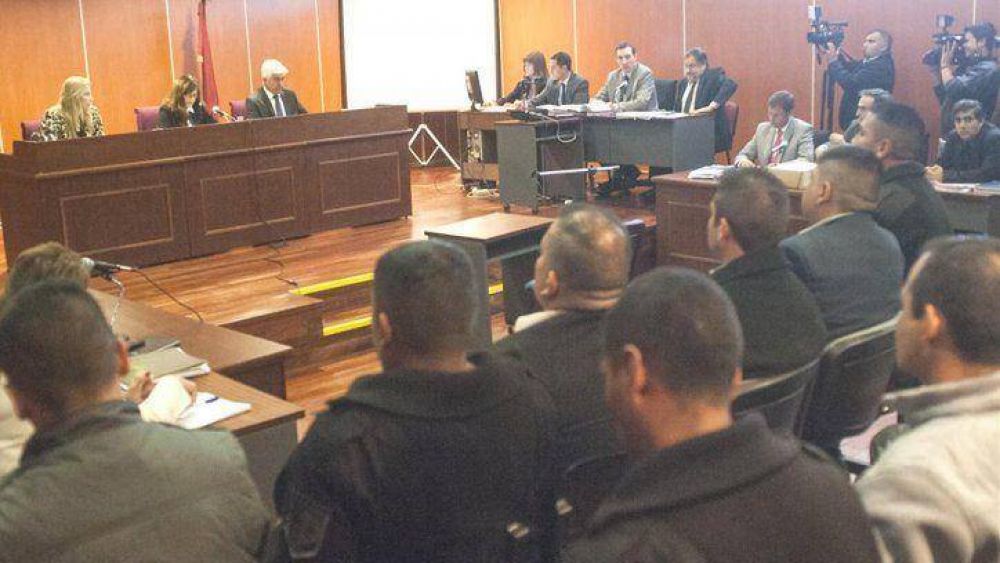 Condenaron a 10, 11 y 12 aos de prisin a los policas torturadores de Gemes