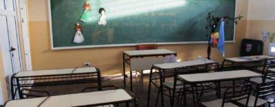 Paro docente: el Gobernador a�n no define si les descontar� el d�a
