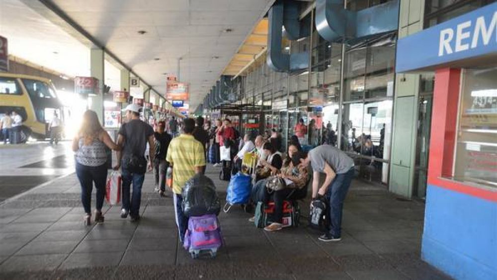 Anuncian un plan de mejoras para la Terminal de Omnibus de Retiro
