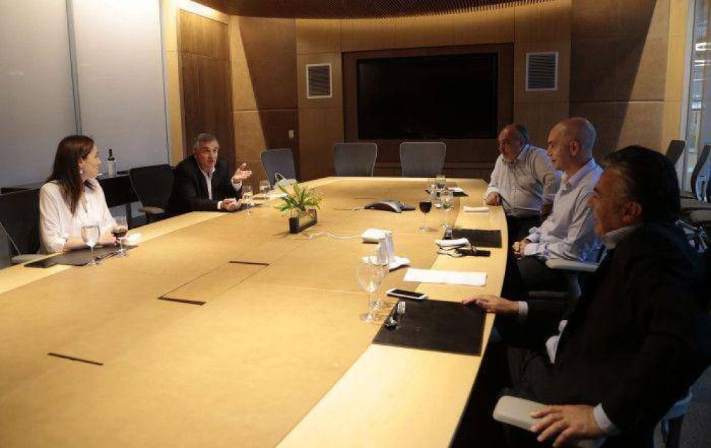 Horacio Rodr�guez Larreta se reuni� con gobernadores de Cambiemos