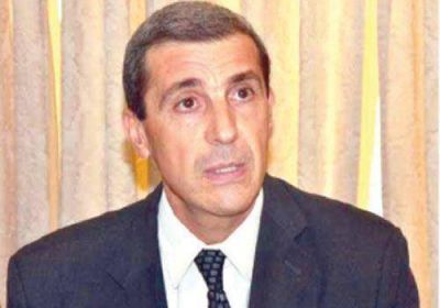 Apuntan a jerarquizar la carrera administrativa