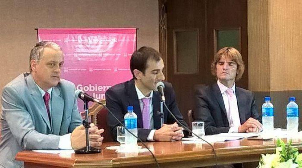 Con cr�ticas a la anterior gesti�n, Petrecca abri� las sesiones en el Concejo