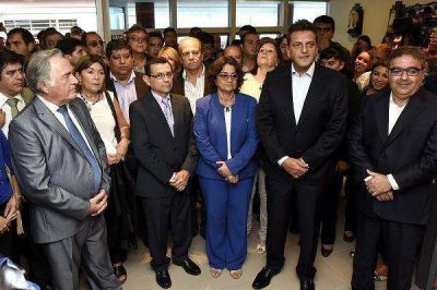 �En la agenda del Gobierno, los empresarios ganan por goleada�