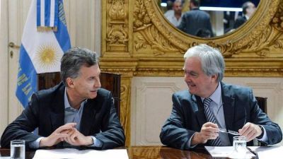Macri figura como director de otra empresa fantasma en Panam�