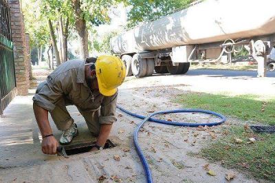 La red de agua corriente llega al barrio El Claro de Benav�dez