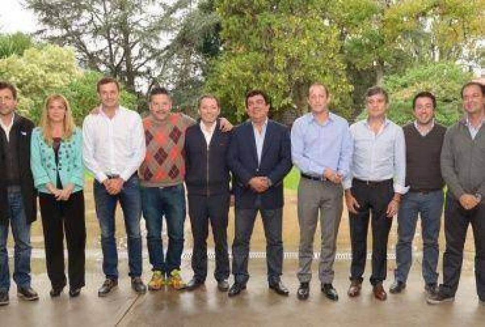 Intendentes quieren un lugar propio en la conducci�n del PJ