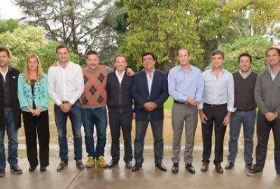 Intendentes quieren un lugar propio en la conducci�n del PJ
