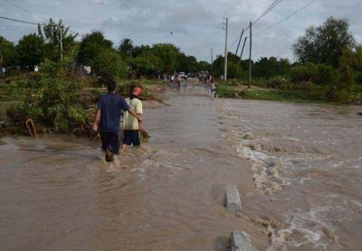 Estiman que son m�s de 7.000 los afectados por el temporal en Entre R�os
