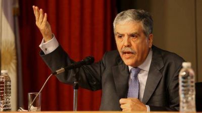 Por la importaci�n de gas, tras un allanamiento, se complica la situaci�n De Vido