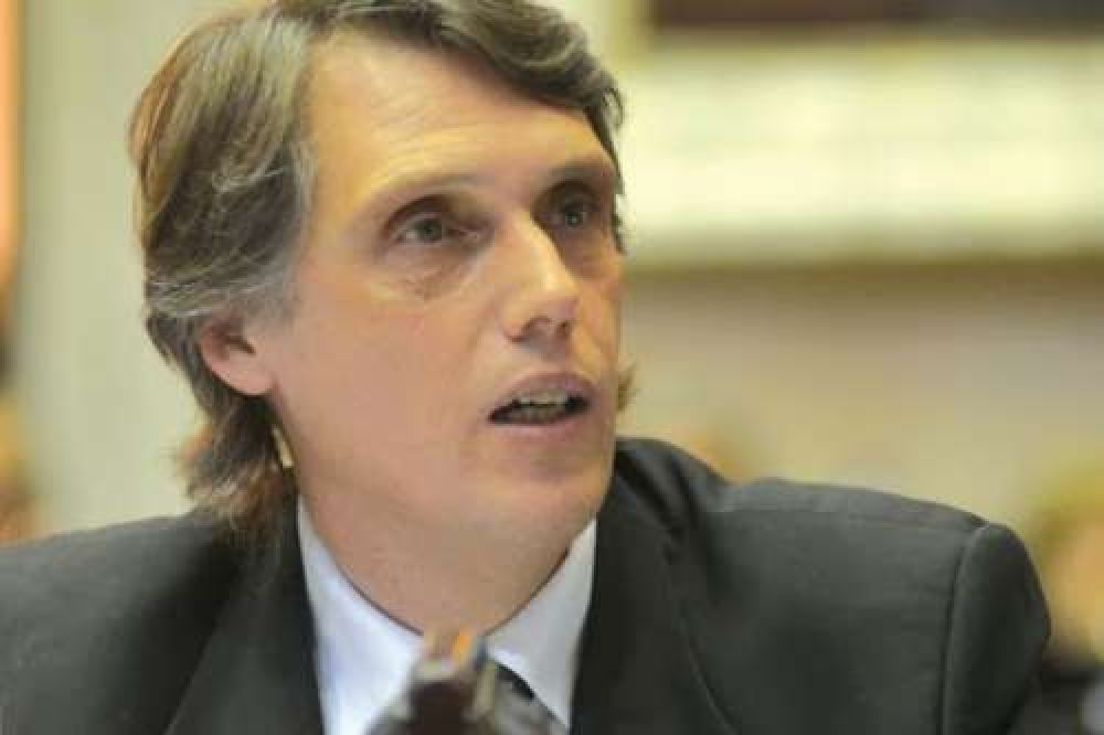 Detenci�n de L�zaro B�ez / Kosiner: 