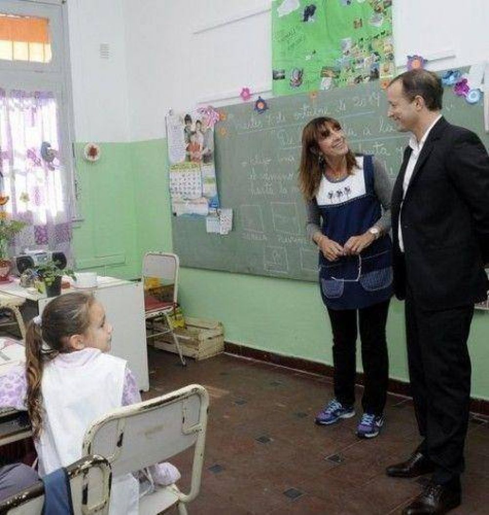 Conectan a m�s alumnos, padres y docentes a trav�s de Alerta Escuelas
