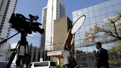 Panama Papers: renuncia el presidente de Chile Transparencia