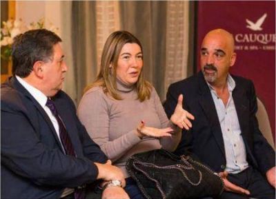 La Gobernadora present� las nuevas l�neas de cr�dito para PyMEs