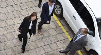 Vidal lleva a todo su gabinete a Bah�a Blanca para anunciar obras de agua
