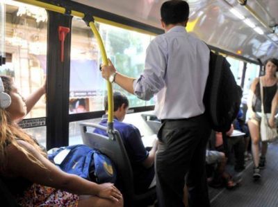 La Intendencia fij� el costo del boleto de colectivos en 9,45 pesos