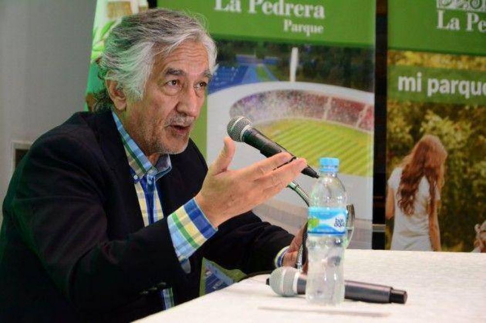 El gobernador asegur� que forestar es la soluci�n m�s efectiva