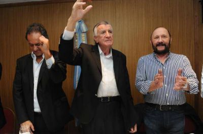 Gioja suma opoyo de Sa�; reparos a Massa