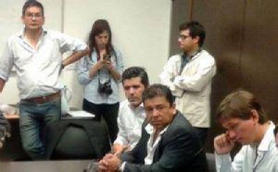 Dom�nguez Yelpo junto a Ritondo y Mahiques