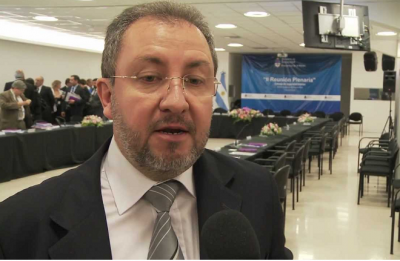 �El presidente tiene que tener solvencia moral para seguir conduciendo el pa�s�