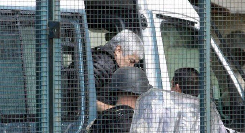 L�zaro se arrepinti� y dijo que fueron 