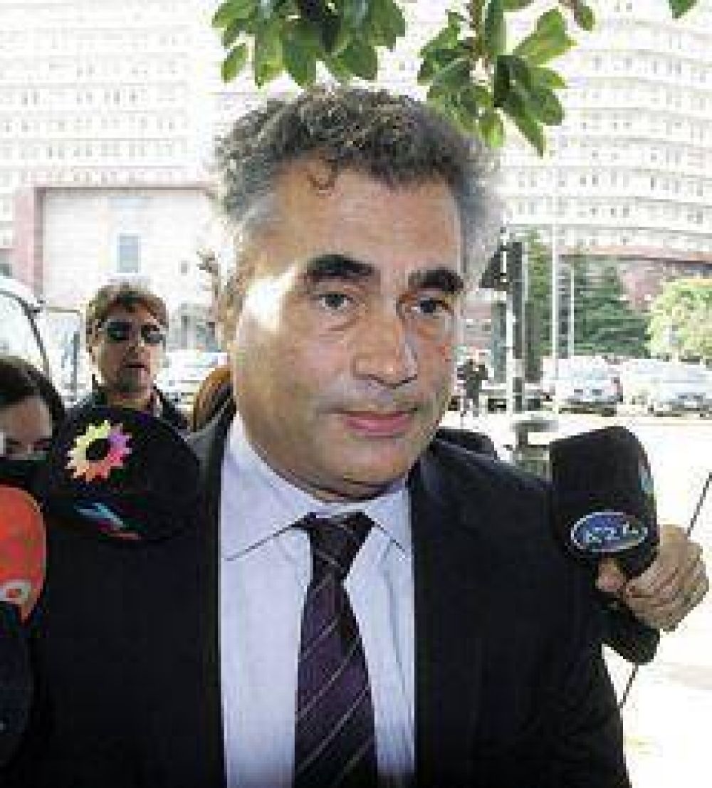 Vanoli se defendi� de los devaluadores