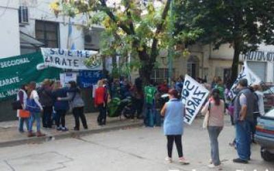Auxiliares docentes tomaron el Consejo Escolar de Z�rate