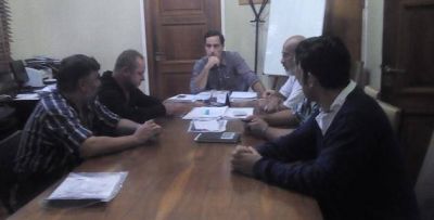 El Gobierno y los sindicatos municipales vuelven a debatir aumento salarial