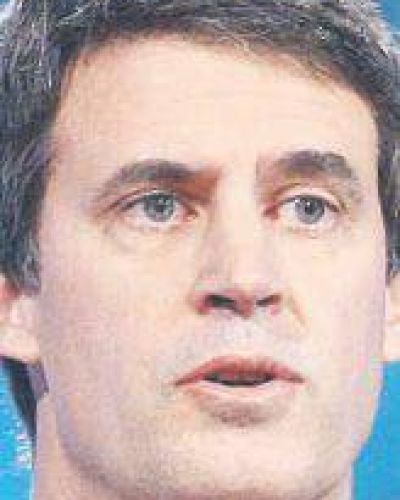 Inici� Prat Gay raid de 10 d�as en busca de financiamiento