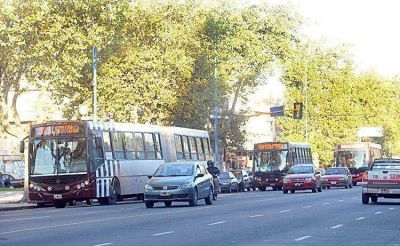 Descubrieron 7 �choferes fantasma� y solicitan otro aumento de boleto