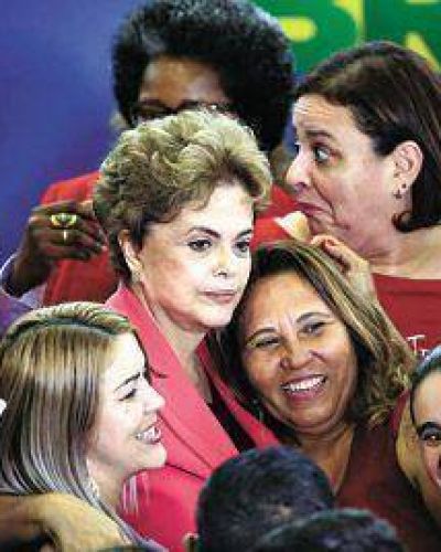 Dilma busca consensos para superar la crisis