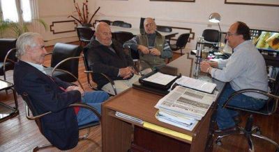 El Intendente se reuni� con la Cooperadora del Hospital Posadas