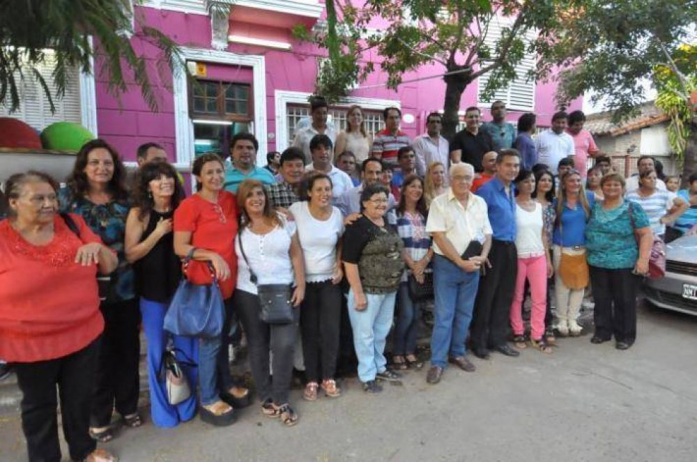 El Frente de Unidad Sindical present� su documentaci�n y ya se perfila como la alternativa en UPCP
