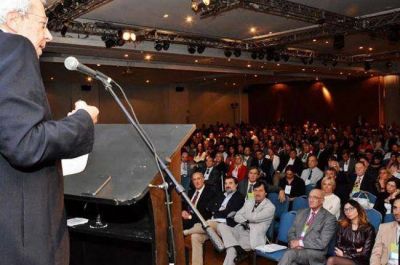 Chaco presente en congreso sobre pol�ticas de salud y tecnolog�a sanitaria
