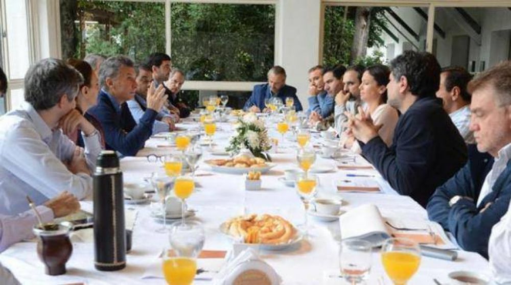 Amaya estuvo en la reuni�n del Gabinete Social de Macri