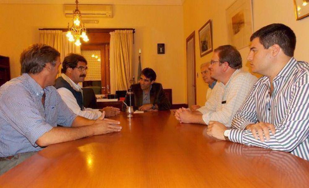 Trabajo en conjunto para fortalecer la Agroindustria en Necochea