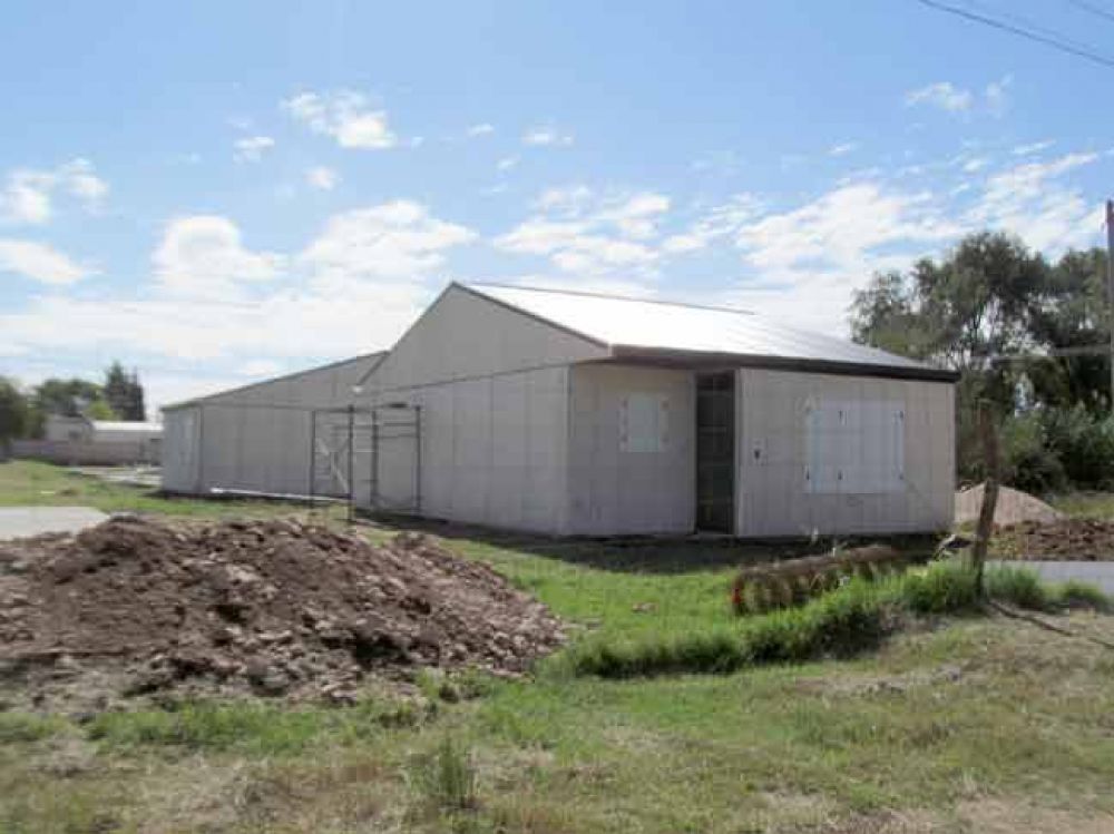 Avanza la construcci�n de once viviendas sociales en Colonia Bar�n