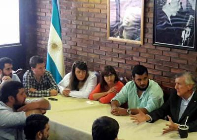 Mar�n se reuni� con Gioja en el PJ nacional