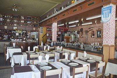 El golpe al bolsillo se hace sentir en los restoranes: caen los clientes y hay preocupaci�n por el invierno