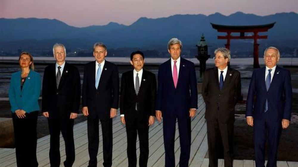 Una hist�rica visita de Kerry marca la cumbre de Hiroshima