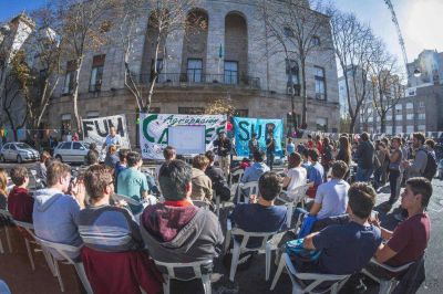El lunes comienza el tratamiento del proyecto de Boleto Universitario