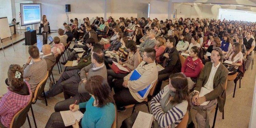 Plan PIE: Rodr�guez Sa� no le renov� el contrato a 900 docentes