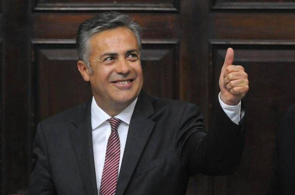 Analizan los primeros pliegos de Cornejo