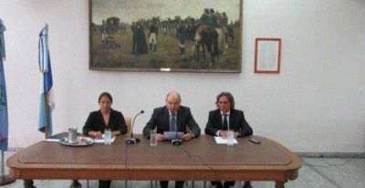 Reyes: �La carencia habitacional demanda especial atenci�n�