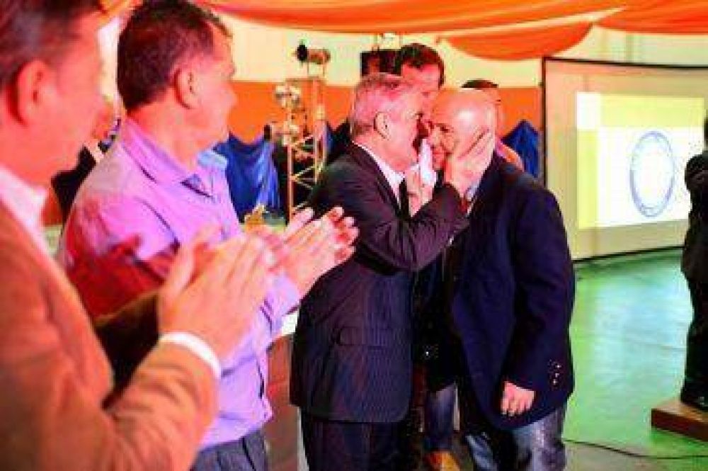 Elogios de Sastre a Das Neves