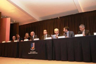 Gobierno hizo un positivo balance del encuentro del Comit� de Integraci�n Austral
