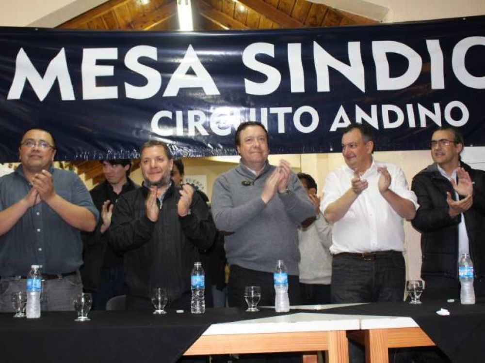 Mesa Sindical eligi autoridades y ratific su pertenencia al partido del gobernador
