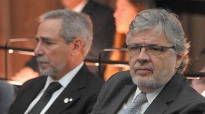 Piden procesar con prisi�n preventiva a Jaime y Schiavi por la compra de trenes usados