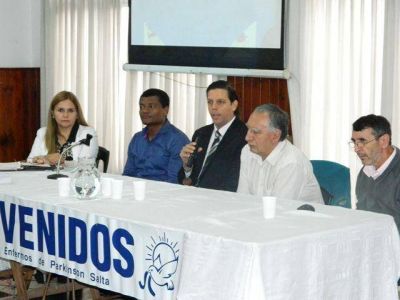 El IPS reafirm� su compromiso institucional con enfermos de Parkinson